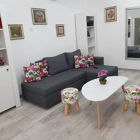 Prime Rose, 2 Camere, Mamaia Nord *